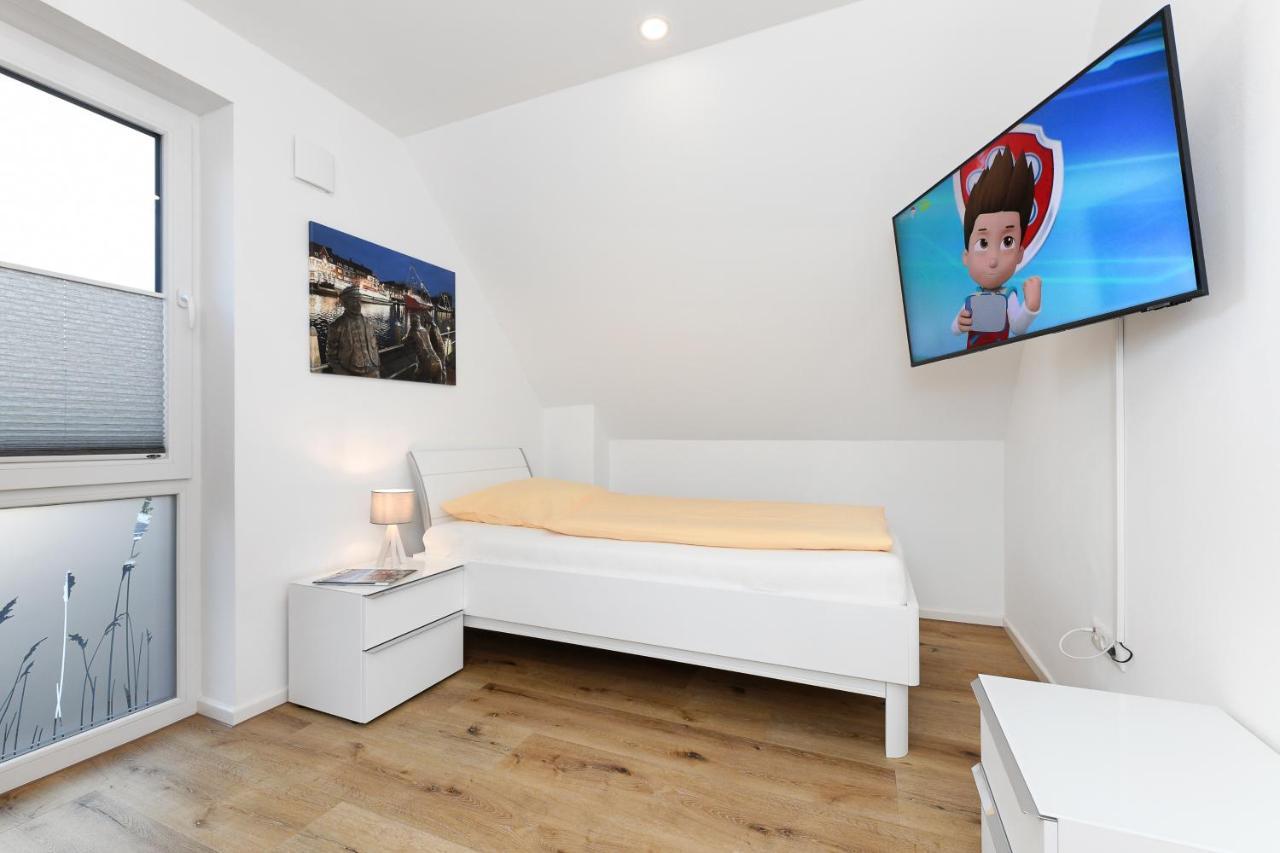 Ferienhaus Friesentraum Езенс Екстериор снимка